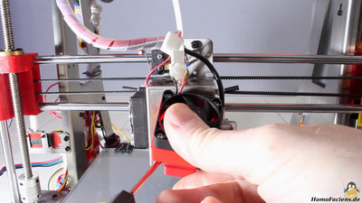 Umbau Zonestar 3D Drucker zum Plotter, Demontage Lüfter