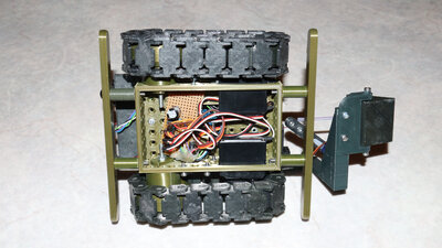 Rover R23 Tracked Loader: Unterseite