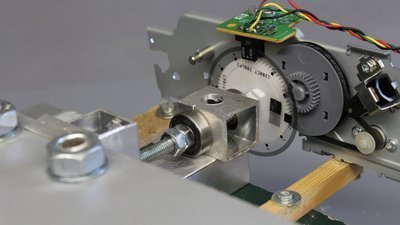 Getriebe-Elektromotor aus altem Drucker