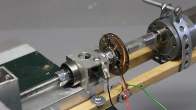 Rotary encoder composed of resistors